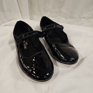 Dance Class Tap Shoe Size 4 Flat EUC Hook and Loop Closure